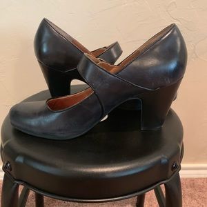 Mary Jane style sofft brand shoes, size 9.5